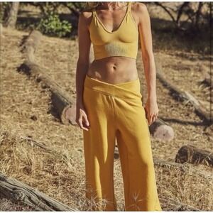 Free People Movement Overlap Wide Leg Cropped Sweatpants Size Small Yellow Gold